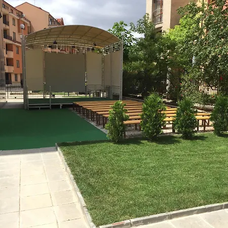 Хотел Sunny Beauty Palace