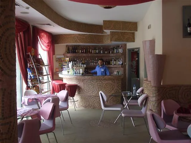 Sunny Beauty Palace Хотел