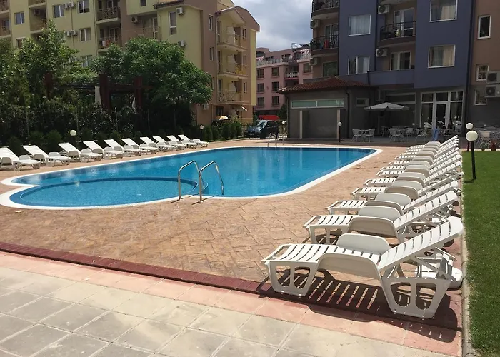 Хотел Sunny Beauty Palace 4*